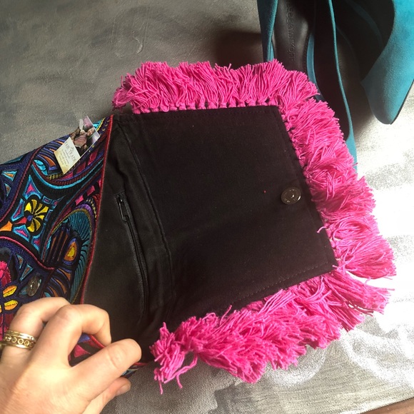 NWT Boho Ibiza pink tassel fringe envelope clutch - Picture 5 of 6